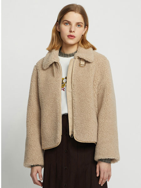 Carven卡纷女装品牌2021冬季短款羊羔毛外套