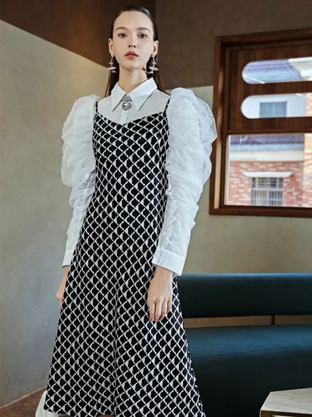 歌锦女装品牌2022春季时髦长款两件套连衣裙