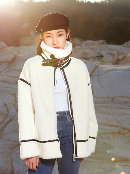 DBZ独辫子女装品牌2021冬季立领气质保暖外套