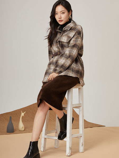 金苑女装品牌2021冬季韩版系腰带外套