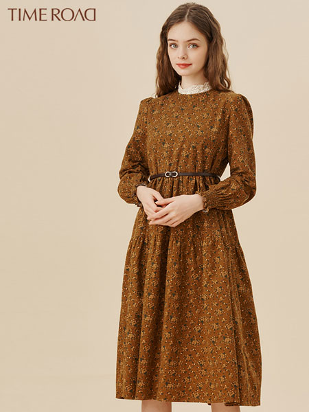 汤米诺女装品牌2021冬季系腰带翠花长款连衣裙