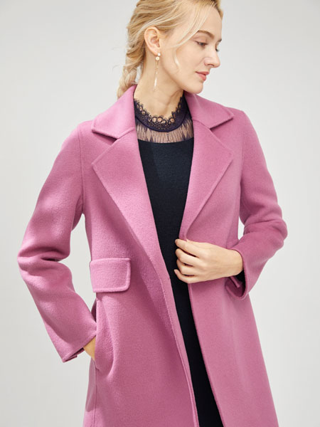 曼哈芙MYHALF女装品牌2021冬季浅紫色呢子大衣