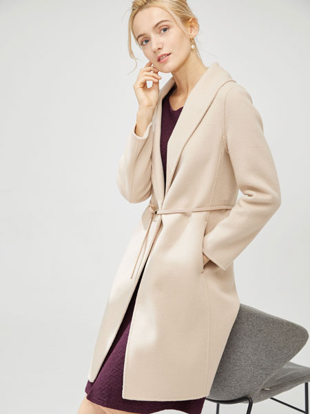 曼哈芙MYHALF女装品牌2021冬季时尚系腰带中长款呢子大衣