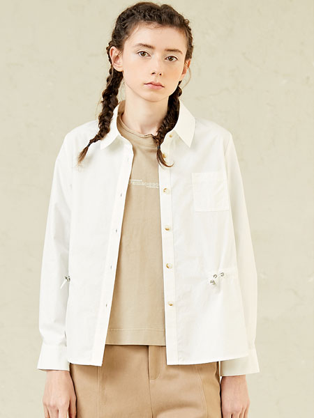 范可儿女装品牌2022春季文艺白色衬衫