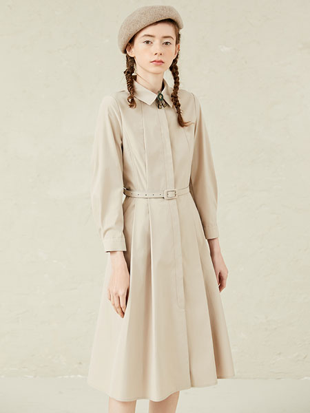 范可儿女装品牌2022春季系腰带气质文艺长款连衣裙