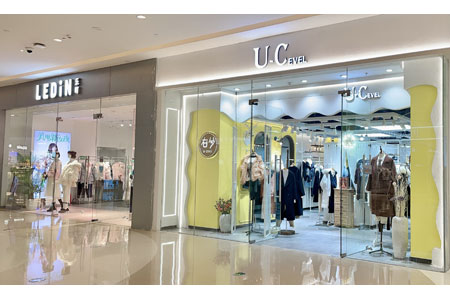 U-Cevel女装品牌店铺展示