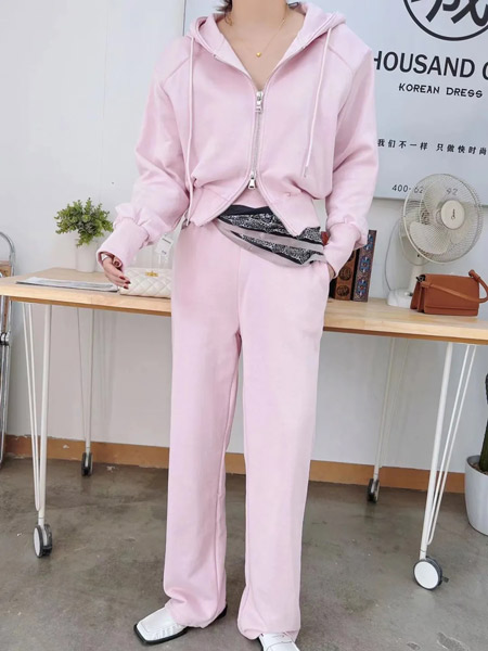千城女装女装品牌2022春夏纯色粉色韩版休闲运动收腰套装