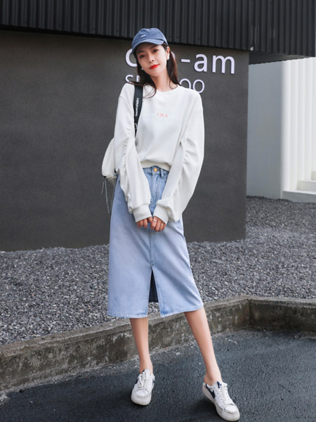 约布女装品牌2022春夏纯色白色韩版休闲俏皮卫衣