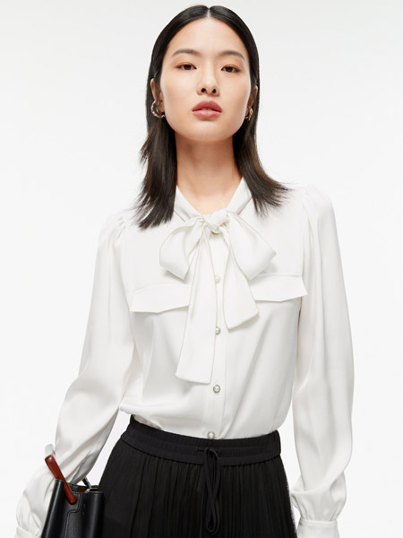 敦奴女装品牌纯色设计感上衣2022春夏法式珍珠扣小衫