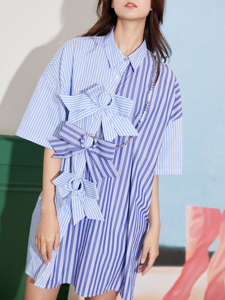 米可芭娜女装品牌2022春夏蓝色韩版创意蝴蝶结衬衫连衣裙女条纹拼接时尚潮流个性上衣