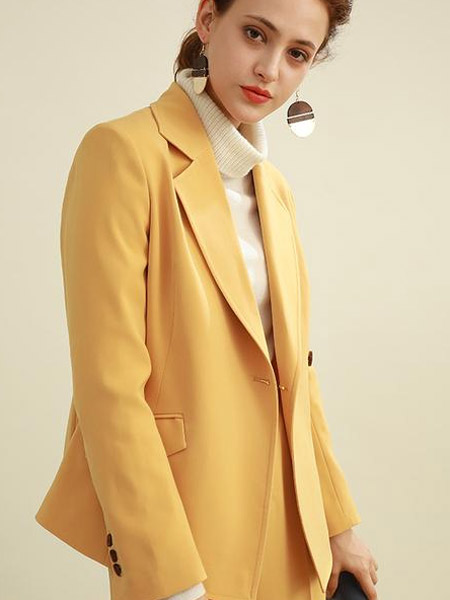 妍可唯女装品牌2022春夏黄色纯色韩版快时尚商务通勤风成熟欧美学院英伦职业装西装