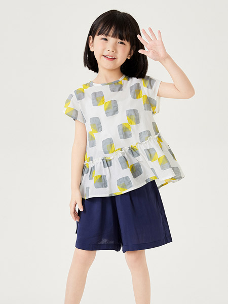 加比瑞童装品牌2022春夏欧美森系运动学院复古潮童宽松时尚小清新印花图案圆领短袖上衣