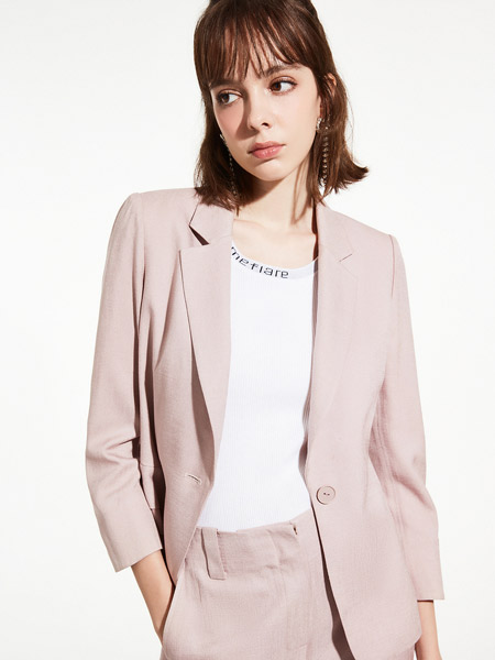 LIME FLARE女装品牌2022春夏粉色纯色通勤时尚修身收腰西装复古优雅设计感女短外套