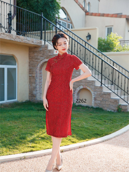 唐雅阁女装品牌2022春夏红色气质复古中国风改良蕾丝喜庆修身时尚妈妈婚宴礼服旗袍裙