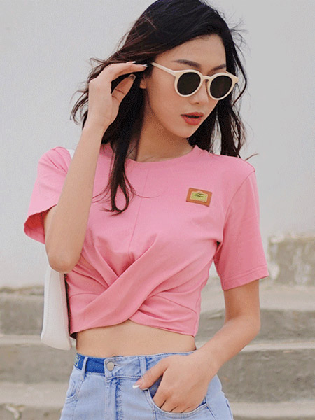 桑索女装品牌2022夏季粉色纯色韩版休闲快时尚原宿百搭俏皮个性欧美街头范短款露脐T恤