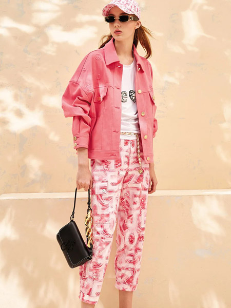裘缇诺女装品牌2022夏季粉色韩版休闲快时尚潮流通勤风街头风个性宽松短款牛仔外套