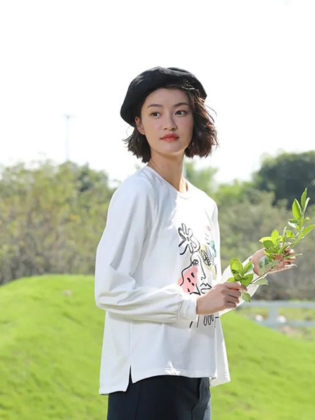 BUKHARA布卡拉女装品牌2022夏季白色韩版快时尚休闲森系小清新通勤风百搭长袖不规则上衣