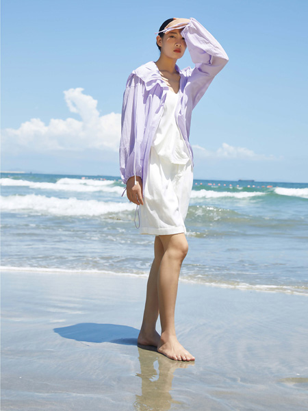 布伊轨道女装品牌2022夏季纯色紫色韩版快时尚休闲百搭气质款个性潮流通勤风街头范短款外套