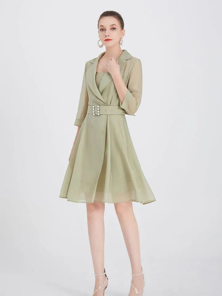 西纳维思女装品牌2022夏季韩版英伦七分袖小香风西装连衣裙