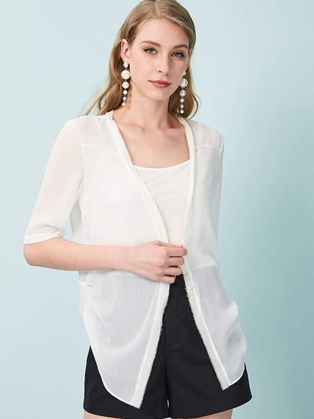 敦奴女装品牌2022夏季纯色白色日系简约中袖短款外套