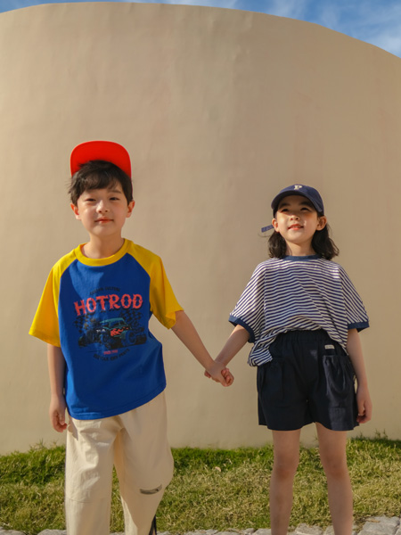 蒂萨纳D`sana童装品牌2022夏季撞色美式原宿风中袖T恤