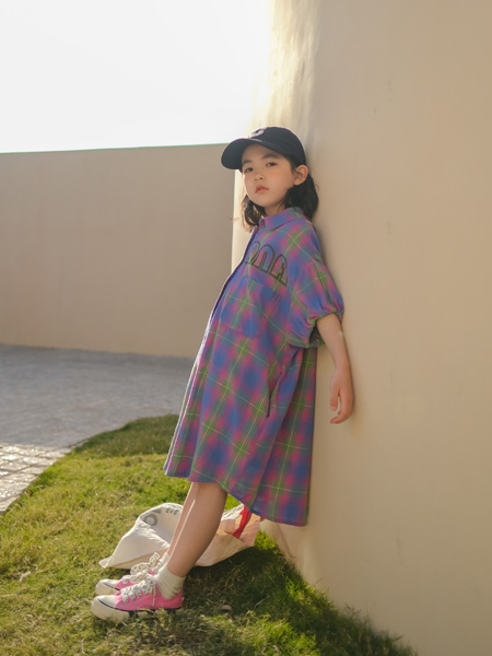 蒂萨纳D`sana童装品牌2022夏季原创日系格纹气质翻领连衣裙