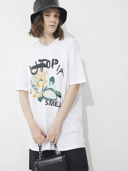 丽芮女装品牌2022夏季白色潮流街头风宽松T恤