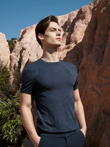 劳斯顿男装品牌2022夏季深蓝色运动风潮流修身T恤