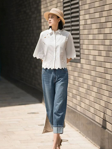 小愚XIAOYU女装品牌2022夏季白色日系学院风短款衬衫