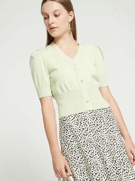 珂尼蒂思女装品牌2022夏季绿色日系小清新收腰针织衫