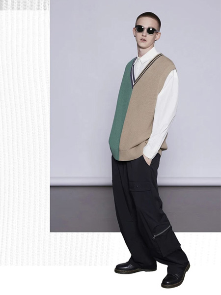 izzue男装品牌2022夏季韩版学院条纹气质款针织衫