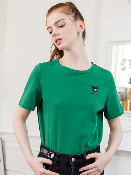 茵烁女装品牌2022夏季绿色时尚简约圆领T恤
