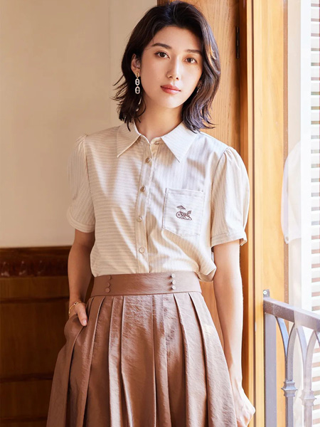 风笛女装品牌2022夏季韩版条纹俏皮衬衫