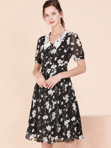 名师路女装品牌2022夏季蕾丝印花薄款连衣裙
