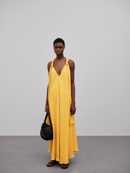 Massimo Dutti女装品牌2022夏季不规则设计感性感吊带裙