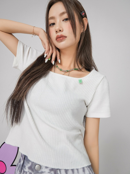 chuu女装品牌2022夏季方领小清新休闲T恤