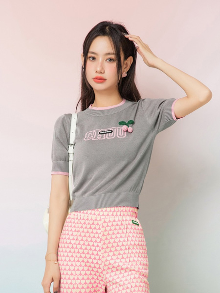 chuu女装品牌2022夏季舒适收腰显瘦T恤