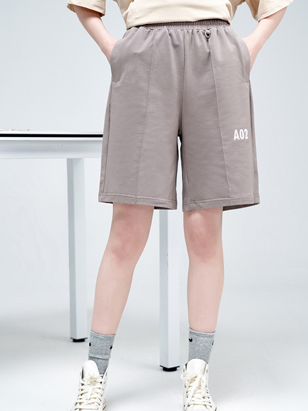 A02女装品牌2022夏季弹力运动风时尚五分裤