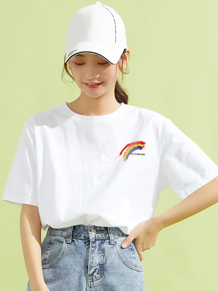 米子旗女装品牌2022夏季运动风彩虹时尚T恤