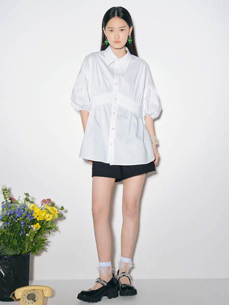 诗篇女装品牌2022夏季小清新宽松灯笼袖衬衫