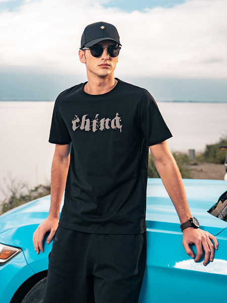 英爵伦男装品牌2022夏季嘻哈字母个性T恤