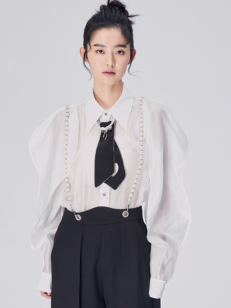 N-ONE女装品牌2022春夏通勤风气质灯笼袖衬衫