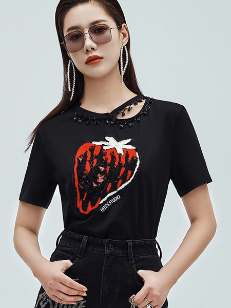 N-ONE女装品牌2022夏季镂空时尚潮流T恤
