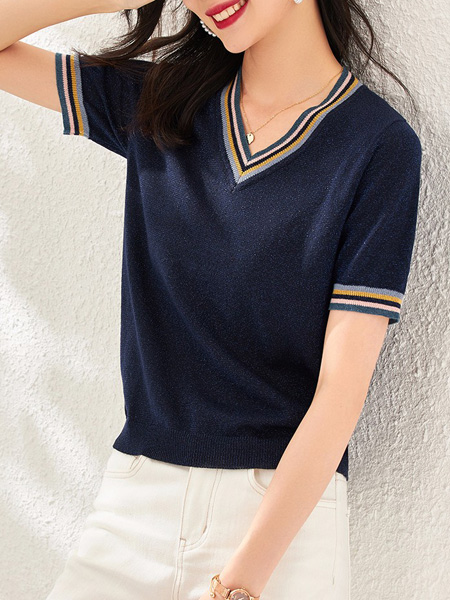 欧莎女装品牌2022夏季条纹慵懒风舒适针织衫