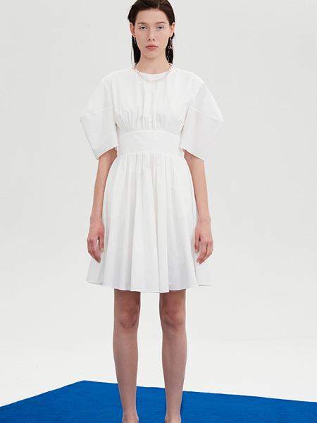 DKNY唐可娜儿女装品牌2022夏季灯笼袖收腰气质连衣裙