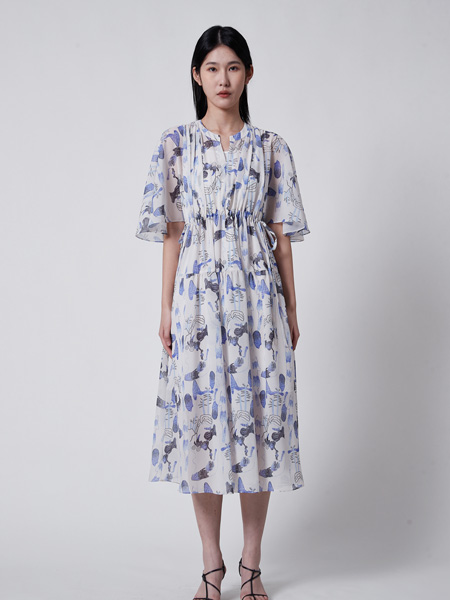 张莉女装品牌2022夏季荷叶边优雅薄款连衣裙