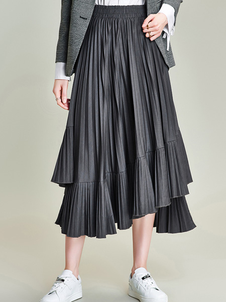 HAVVA女装品牌2022夏季不规则拼接设计感半身裙
