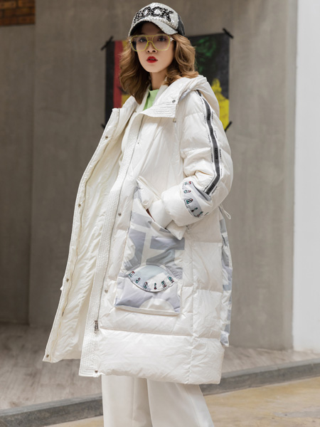 ILITI女装品牌冬季新款大口袋挡风保暖外套