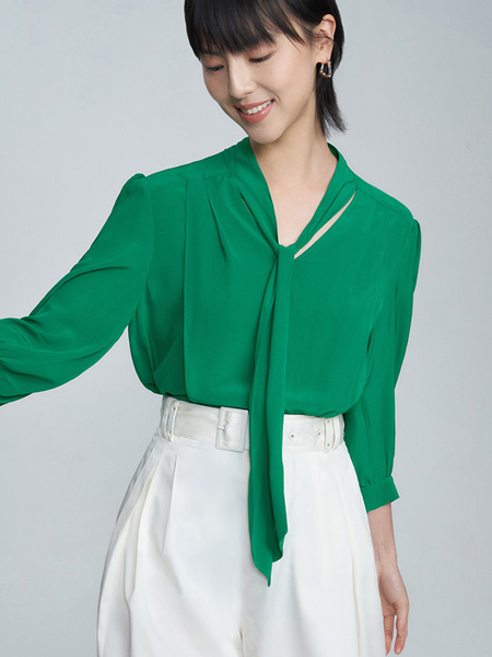 纳薇naivee女装品牌2022夏季韩版女神优雅上衣