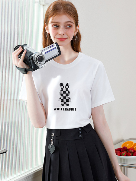 卡贝奈尔女装品牌2022夏季潮流字母个性T恤